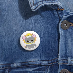 Look KhunNoo Custom Animal Pin Buttons, Cute Lion Emblem, Fun Accessories, Birthday Gifts, Collectible Badges, Eco-Friendly Pins