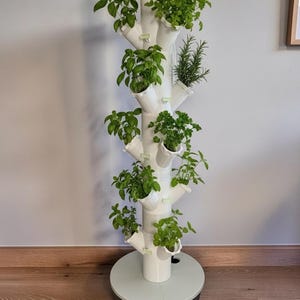 Hydroponic grow tower with multiple tier options and accessories