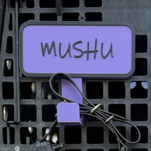 Plaque signalétique personnalisée pour chenil Ruff Land. (Toutes les tailles)