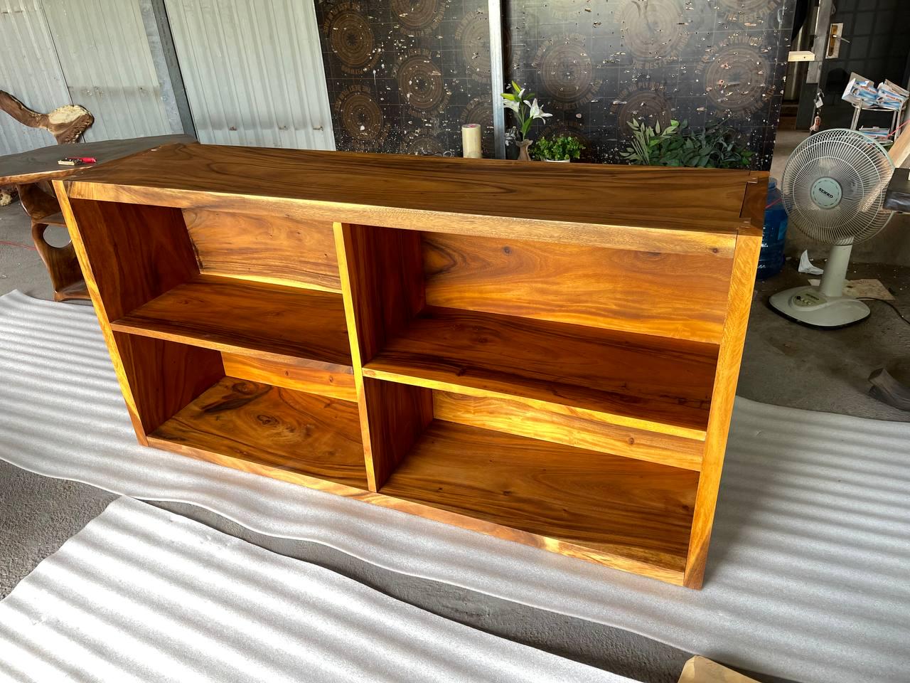 Aquarium Cabinet With Minimalist Finish: Sleek Style & Smart Storage