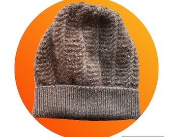 Hat knit with hand spun QIVIUT size S-L