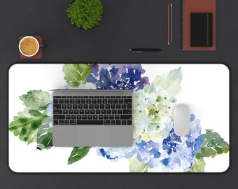 Hydrangea - Desk Mat