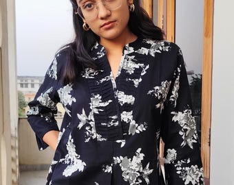 Black Floral Cotton Kurti, Indian Short Kurti Top, V-Neck 3/4 Sleeve Indian Tunic