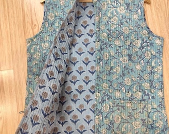 Handgemaakt omkeerbaar gewatteerd katoenen hemd: bohogilet met blokprint