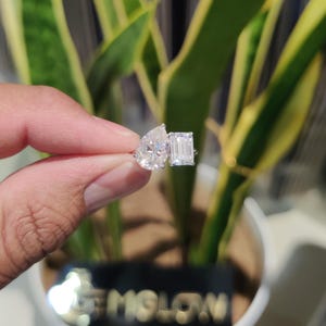 Toi Et Moi Emerald & Pear Cut Lab Grown Ring, Engagement Ring, Wedding Ring, 14K Solid Gold Two Diamond  Ring, Promise Ring, Birthday Gift