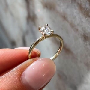 0.75 CT Oval Cut Moissanite Engagement Ring, Oval Solitaire Moissanite Ring, 14k Solid Gold Ring, Anniversary Gift, Oval Cut Ring