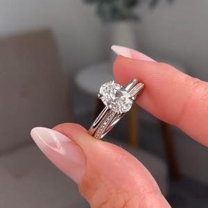 1.0 CT Oval Cut Colorless Lab Grown Diamond Bridal Ring Set, Oval Solitaire Engagement Ring, Diamond Wedding Ring Set, IGI Certified