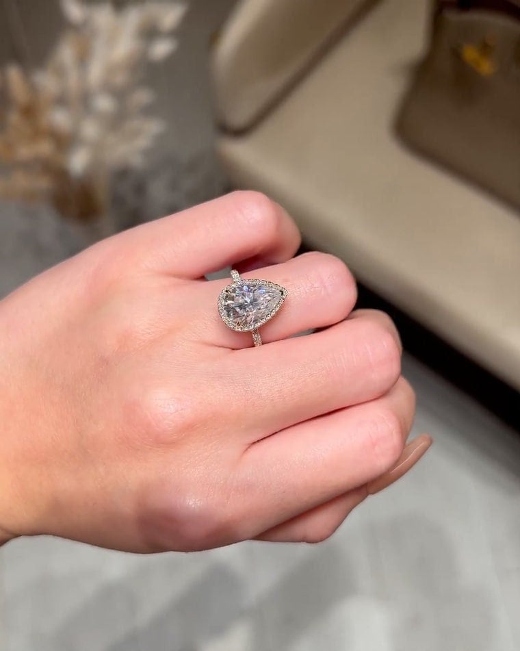 Anillo de compromiso de cardi b hotsell