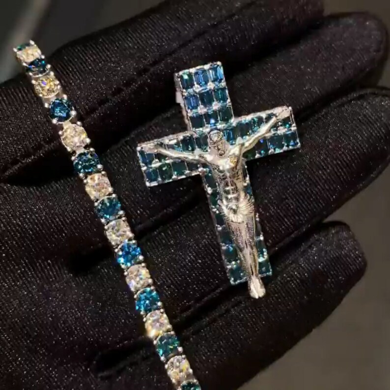 Jesus Cross Iced Out Hip Hop Pendant, Hip Hop Men Custom Cross ...