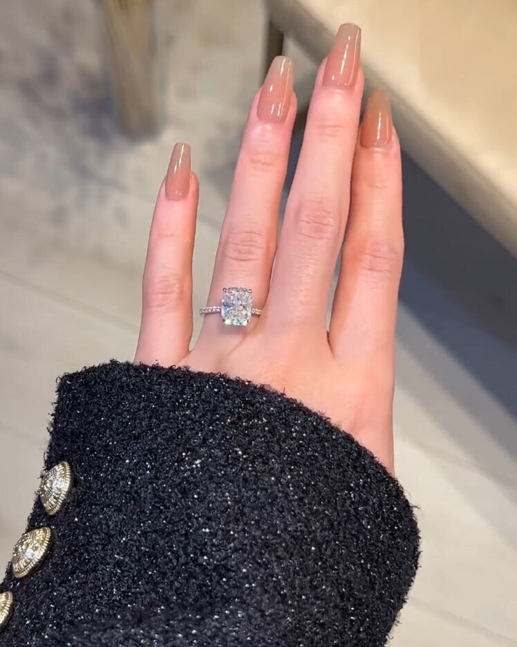 Chrissy Teigen Gifts 60+ Gift Ideas for 2025