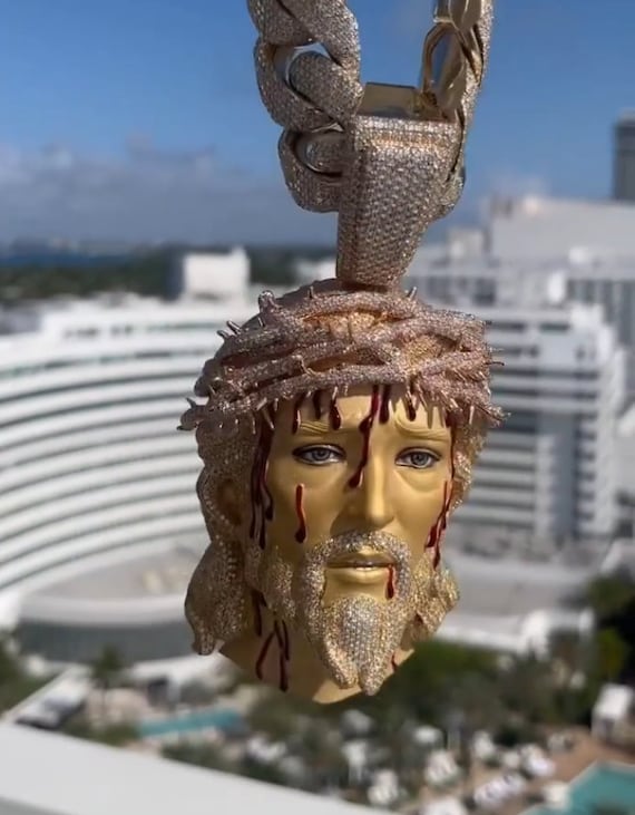 Diamond jesus head pendant sale