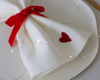 Red Hearts Embroidered Napkin, 1 Pcs Handmade White Napkin, Heart Cocktail Napkins, Table Cloth Dinner Napkin Mother's Day Gift