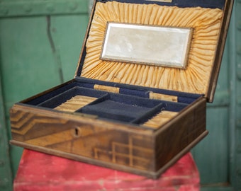 Vintage Wooden Makeup Box | Jewelry Box | Handcrafted Vintage Storage