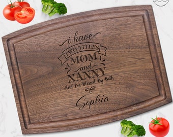 Personalized Nanny Kitchen Wooden Cutting Board on Birthday Xmas. Mothers Day Gift for Nanny from Children, My Favorite People Call Me Nanny