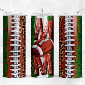 Maman footballeur avec gobelet skinny 20 oz léopard png, Emballage de gobelet football png, motifs de gobelet maman 20 oz, gobelet téléchargement png