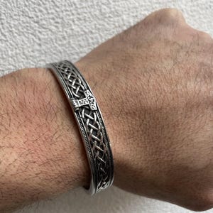 Nordic Mjölnir Bracelet – Viking Cuff with Thor’s Hammer & Braided Knot Design, Norse Pagan Bangle