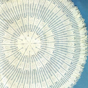 Circular Crochet baby shawl, vintage design, 3 ply wool 142 cm diameter (56&quot;) Crochet pattern Download PDF