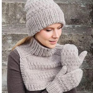 Woman&#39;s Hat  Neck warmer & Mitts in Super Chunky Yarn - Fits S-M and M-l Knitting Pattern PDF  download- Winter Knitting super bulky Yarn