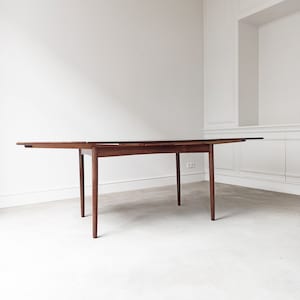 Beautiful Vintage Scandinavian Danish Design adjustable dining table, 1960s, Rosewood, Niels Otto Møller