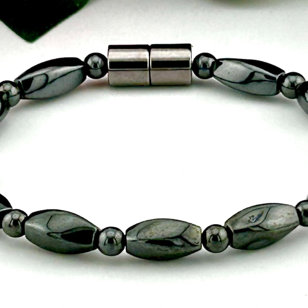 Magnetic Bracelet, Gemstone High Strength Hematite Magnetic Bracelet for Healing  Arthritic Pain Relief - Single Strand