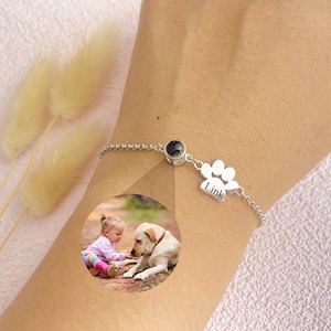 Pet Name Bracelet with Photo, Personalized Pet Projection Bracelet, Pet Keepsake Jewelry, Paw Bracelet, Pet Loss Gift, Gift for Her