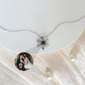 Collar de proyección con foto, joyería conmemorativa de mascotas minimalista, collar conmemorativo, regalo de Navidad para ella, regalos de aniversario, regalo para mamá