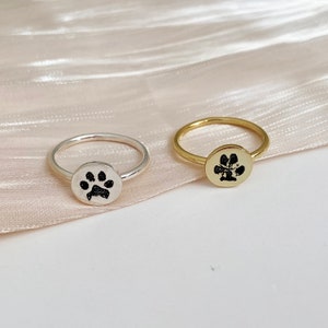 Custom Paw Print Ring, Personalized Pet Name Ring, Actual Pet Print Ring, Signet Ring, Pet Memorial Ring, Pet Lover Jewelry, Dog Ring