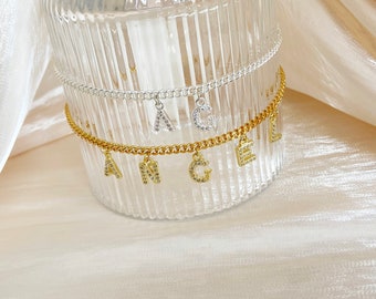 Personalisiertes Funkel-Anfangs-Fußkettchen, Sommer Schmuck, benutzerdefinierter Name Fußkettchen, Gold-Fußkettchen für Frauen, zierliches & minimalistisches Fußkettchen, Geschenk für sie