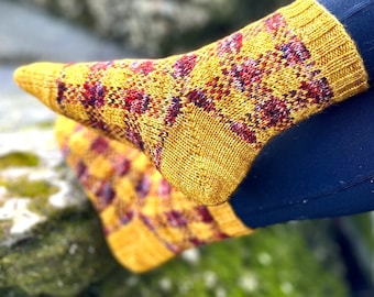 KNITTING PATTERN | Cabin Socks | Size inclusive | Unisex | Beginner friendly |