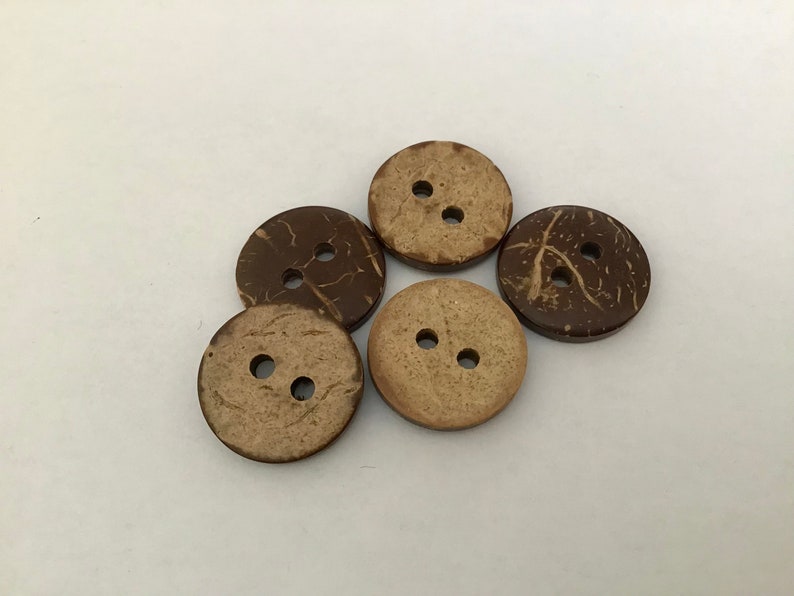 Botón de coco 15 mm, 18 mm, 20 mm, 25 mm, 30 mm, 35 mm, 38 mm, 45 mm para manualidades de costura Accesorios para tejer Producto natural Botones de coco imagen 5