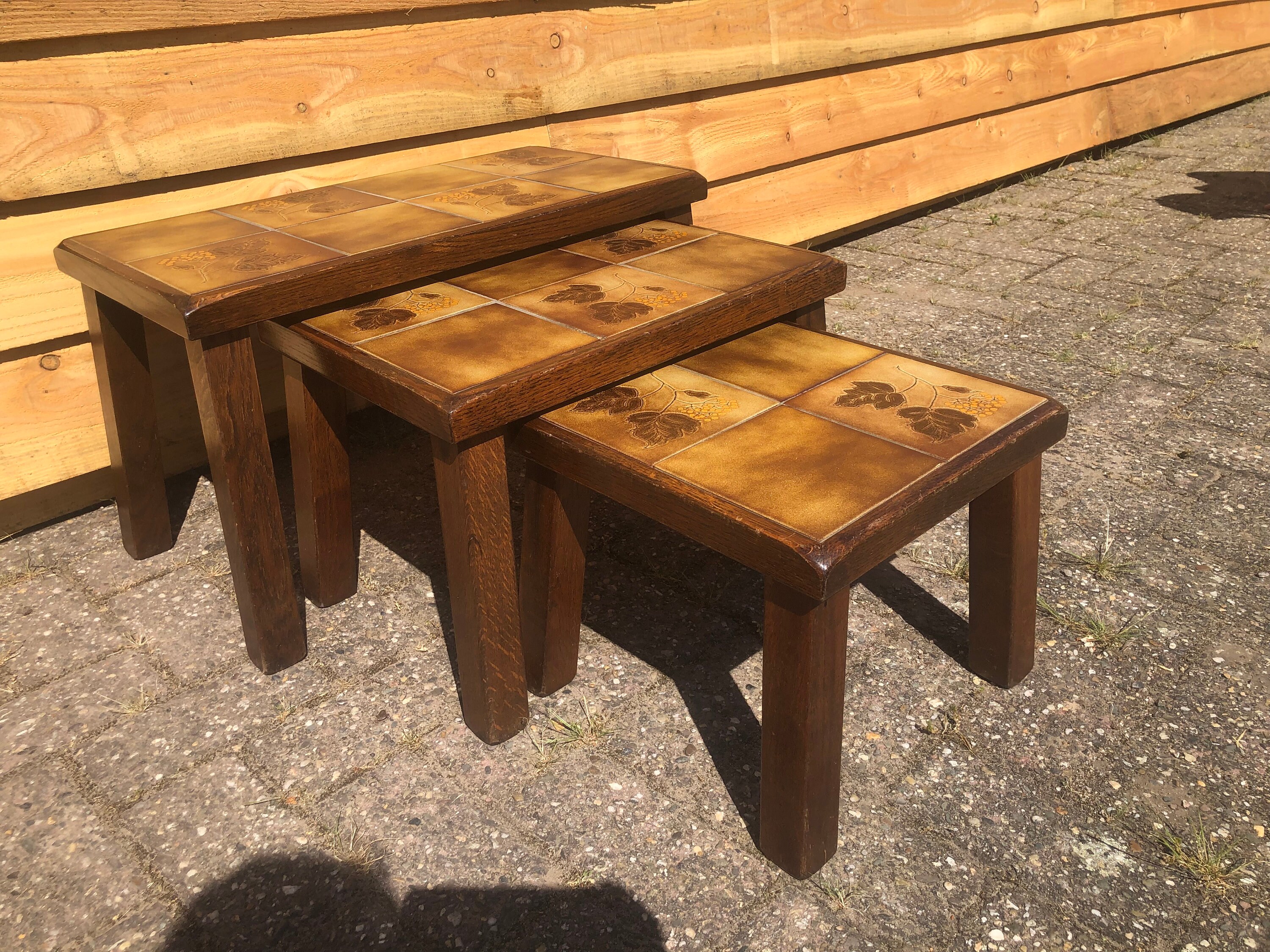 オランダ製　サイドテーブル 1970年代、オランダのヴィンテージサイドテーブル3個セット - Etsy 日本