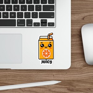 Pegatina de jugo de naranja jugoso – Calcomanía de jugo de fruta kawaii – Vinilo impermeable para portátiles, botellas de agua y diarios