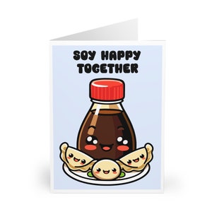 Soja glücklich zusammen Grußkarte | Lustige Paar Foodie Karte | Gyoza & Sojasauce | Niedliches Love Pun zum Valentinstag, zum Jahrestag oder einfach nur so
