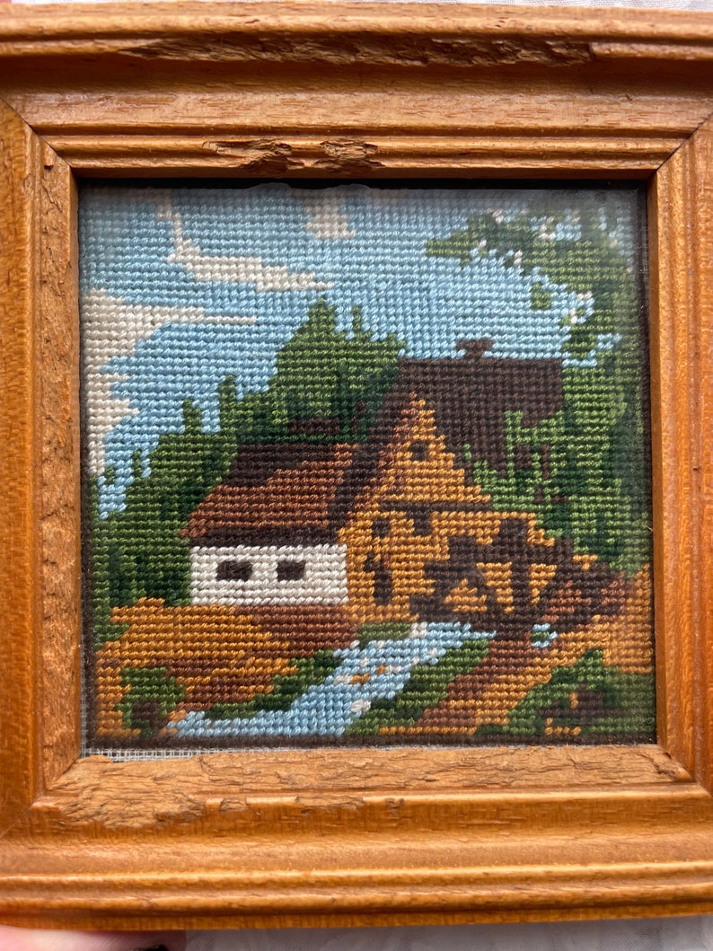 Vintage Framed and Ready to Hang Needlepoint Wall Art / Small Framed