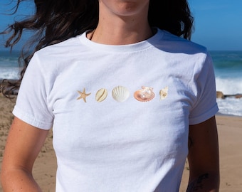 Seashell Baby Tee, Coquette Top, Coastal Grandma, Ocean Inspired Style, Mermaid Top, Mermaidcore, Y2k Baby Tee, Beachy Shirt, 90s Crop Top