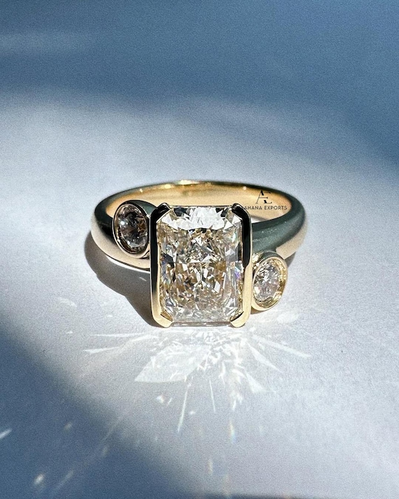2.0 Carat IGI CERTIFIED E/VVS2 Radiant Cut Lab Grown Diamond Solitaire Engagement Ring 14k Yellow Gold Triology Ring Unique Three Stone Ring