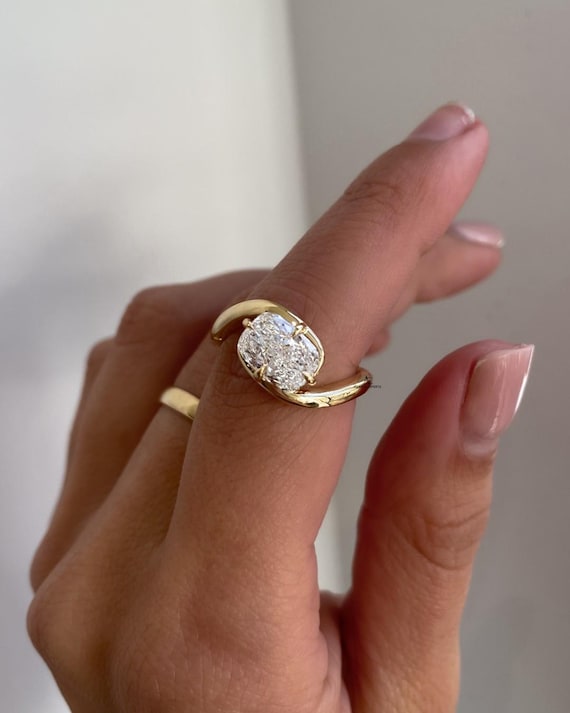3 Carat East West Cushion Cut Lab Grown Diamond Ring | Minimalist Solitaire | 14K Gold Horizontal Thick Curved Band Engagement Ring