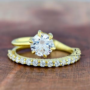 1 Carat Lab Grown Diamond Engagement Ring: Round Cut IGI Certified