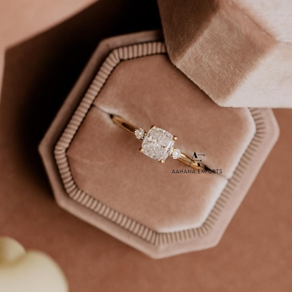 1.00 Ct IGI Certified Cushion Cut Lab-Grown Diamond Cluster Engagement Ring, Solid Gold Wedding Ring, Unique Cluster Proposal Ring for her.