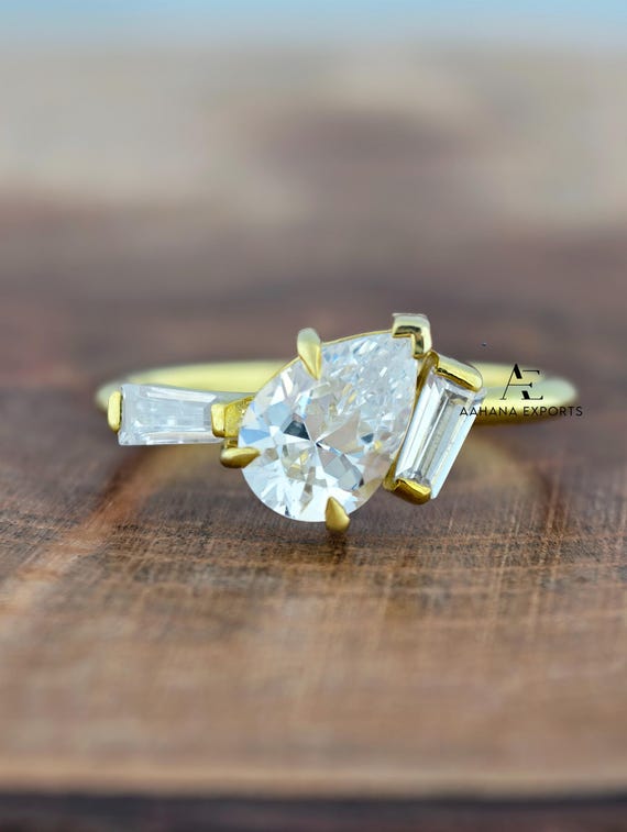 1 Carat Pear Diamond Ring Lab Grown | Proposal Ring | Anniversary Ring | Engagement Ring | Wedding ring for her