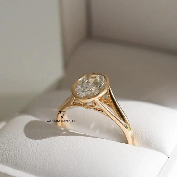 1 Carat Solid Gold Split Shank Oval Cut Lab-Grown Diamond Engagement Ring, Solitaire Promise Ring, Minimalist Proposal Ring, Gift for her