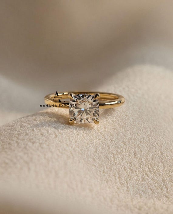 2 Carat Cushion Lab Grown Diamond Engagement Ring / 2 CT Square Cushion CVD Diamond Ring / Yellow Gold Solitaire Ring / Anniversary Ring
