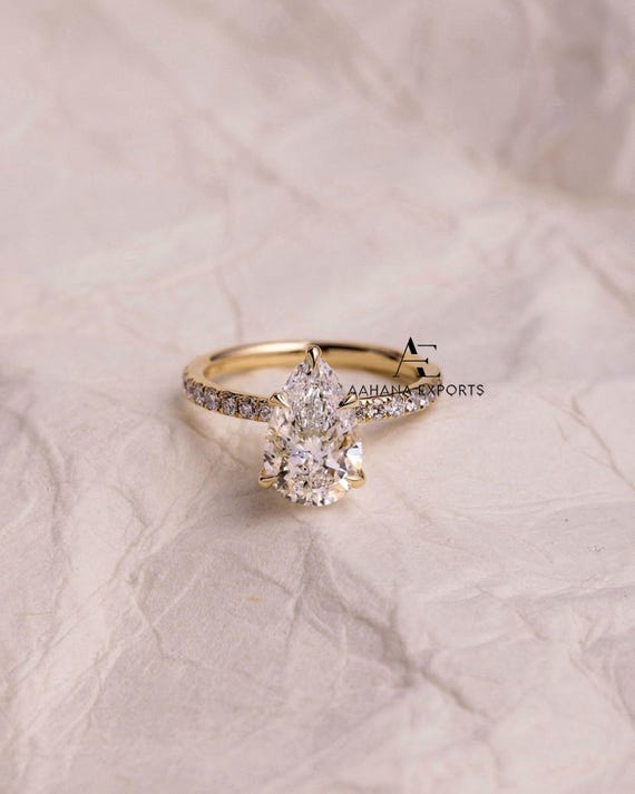 2.00 Carat Pear Cut Lab Grown Hidden Halo Engagement Ring / Pear Shape Diamond Ring / 5 Claw Prong CVD Diamond IGI Certified / Wedding Ring.