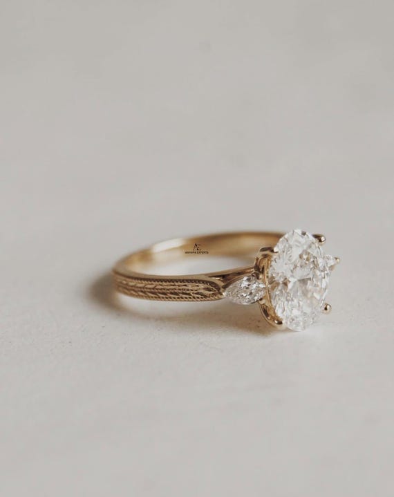 Vintage Artdeco Engraved Ring Antique Style 2 CT Oval Cut Lab Grown Diamond Engagement Ring, 14K Yellow Gold ,Three Stone Anniversary Ring