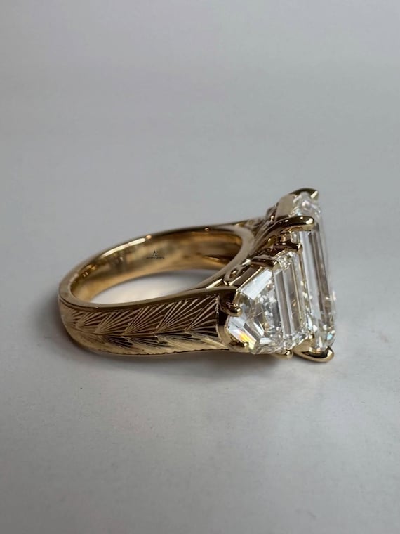 4 CT IGI Certified Lab Grown Diamond Engagement Ring 4CT Emerald Cut Side Cadillac Five Stone Ring 10K Solid Gold Rings Custom Wedding Rings