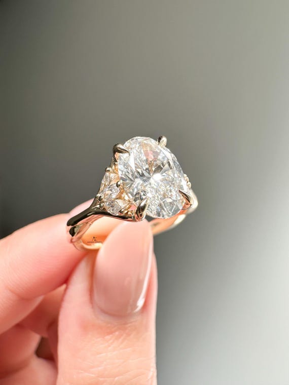 3.0 CT IGI Certified Lab Grown Diamond engagement ring Vintage Yellow gold ring Oval cut diamond ring 3/4 eternity Twisted ring Promise gift