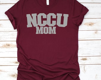 Universidad Central de Carolina del Norte - Camiseta unisex de manga corta personalizada para toda la familia - Para hombre, mamá, papá, tía, exalumno, abuela, abuelo