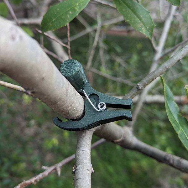 Tree Cricket 3d printed geocaching container with log - ready to be hidden!