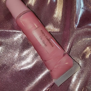 lip gloss scent mango, shade: princess. 15ml