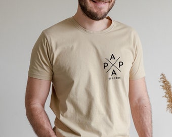 Minimalistisches Papa-T-Shirt mit individuellem Datum – personalisiertes Geschenk für Papa – individuelles Vatertagsgeschenk – einzigartiges Geschenk für ihn – Schwangerschaftsanzeige